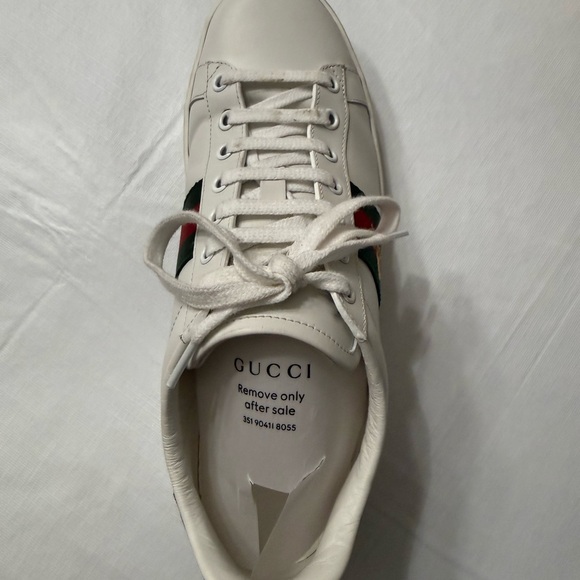Gucci Women’s Ace Sneaker with Bee